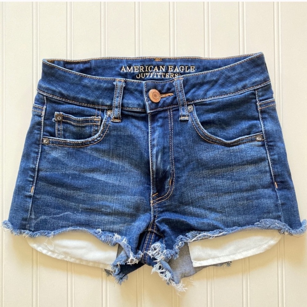 American Eagle Hi-Rise Shortie Jean Shorts Size 2